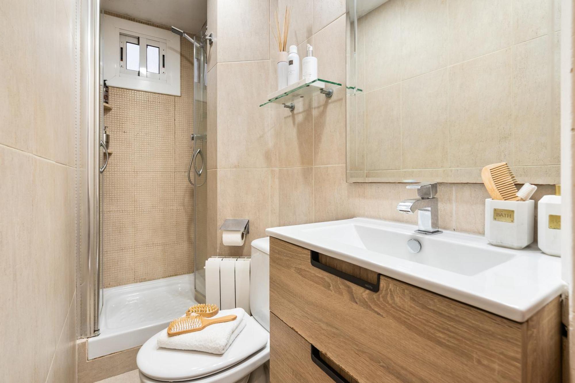 Fridays Flats Whisper-quiet Near Sagrada's Heart Appartamento Barcellona